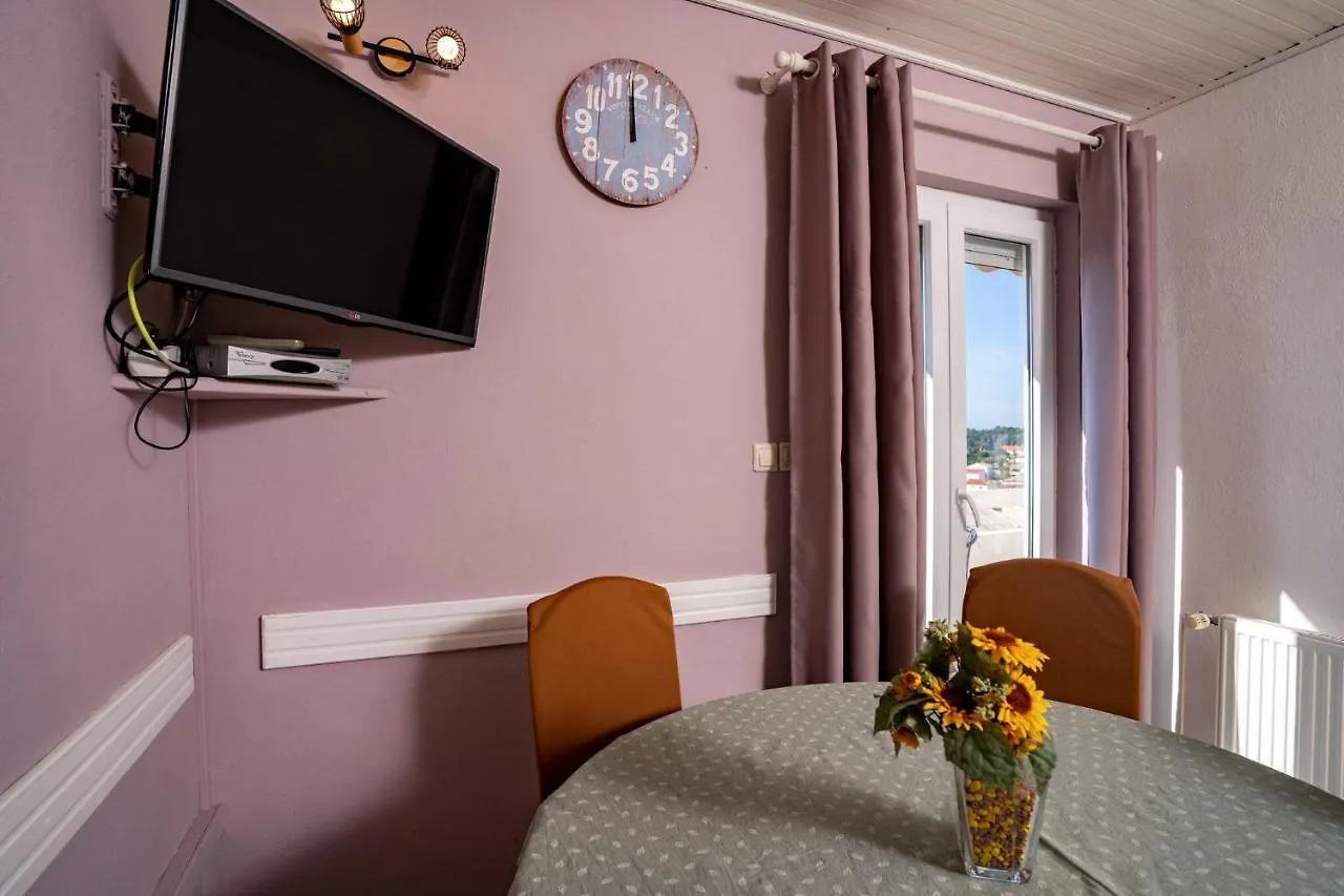 Apartments Nada Banjol
