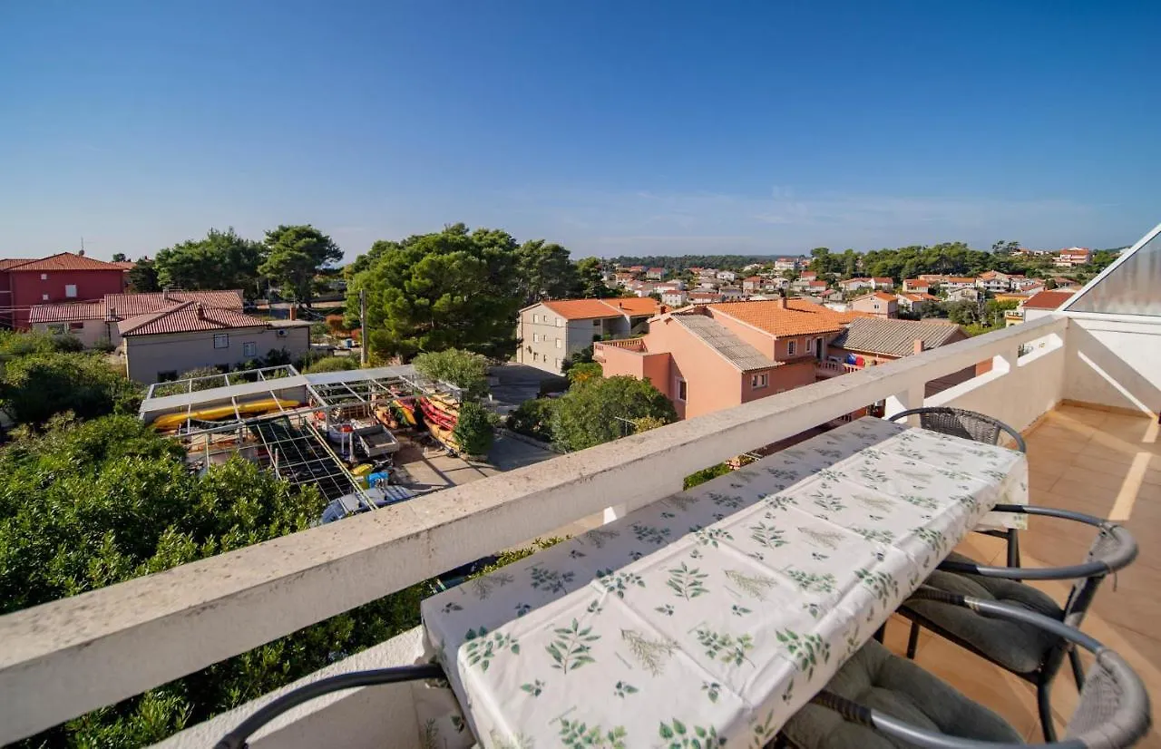 Apartments Nada Banjol