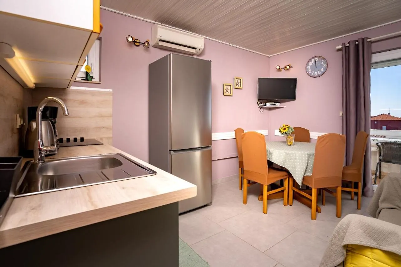 Apartments Nada Banjol