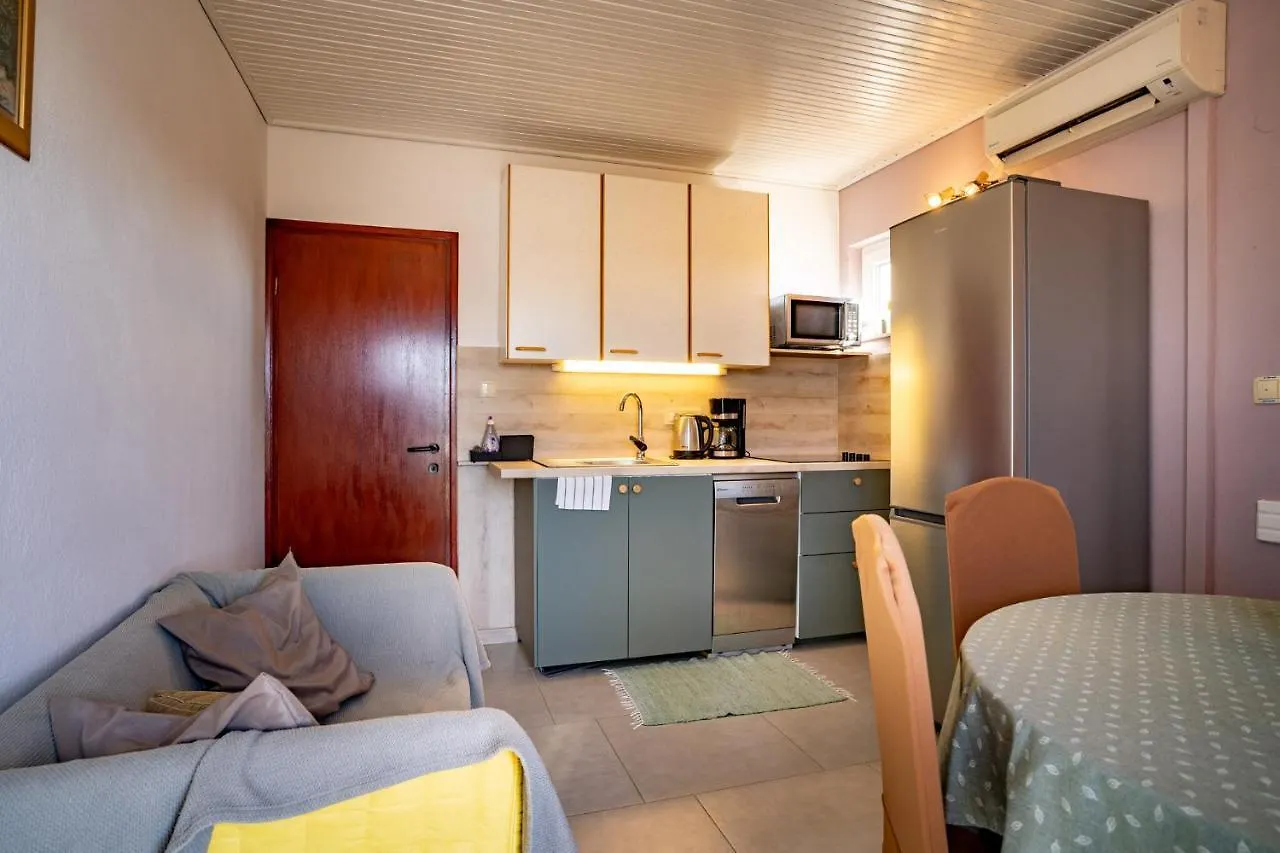 Apartments Nada Banjol