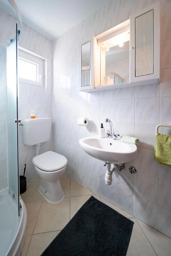 Apartments Nada Banjol