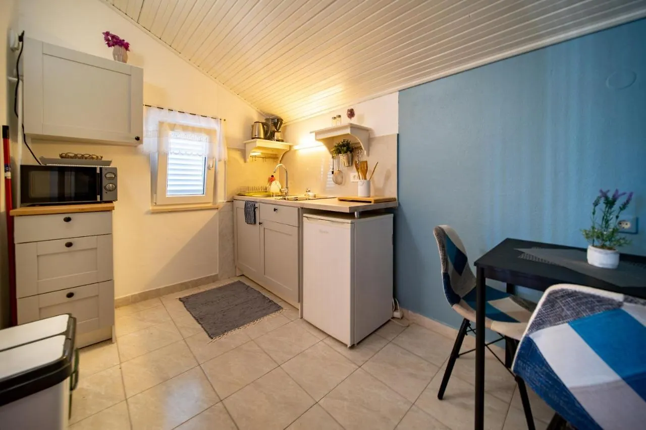 Apartments Nada Banjol