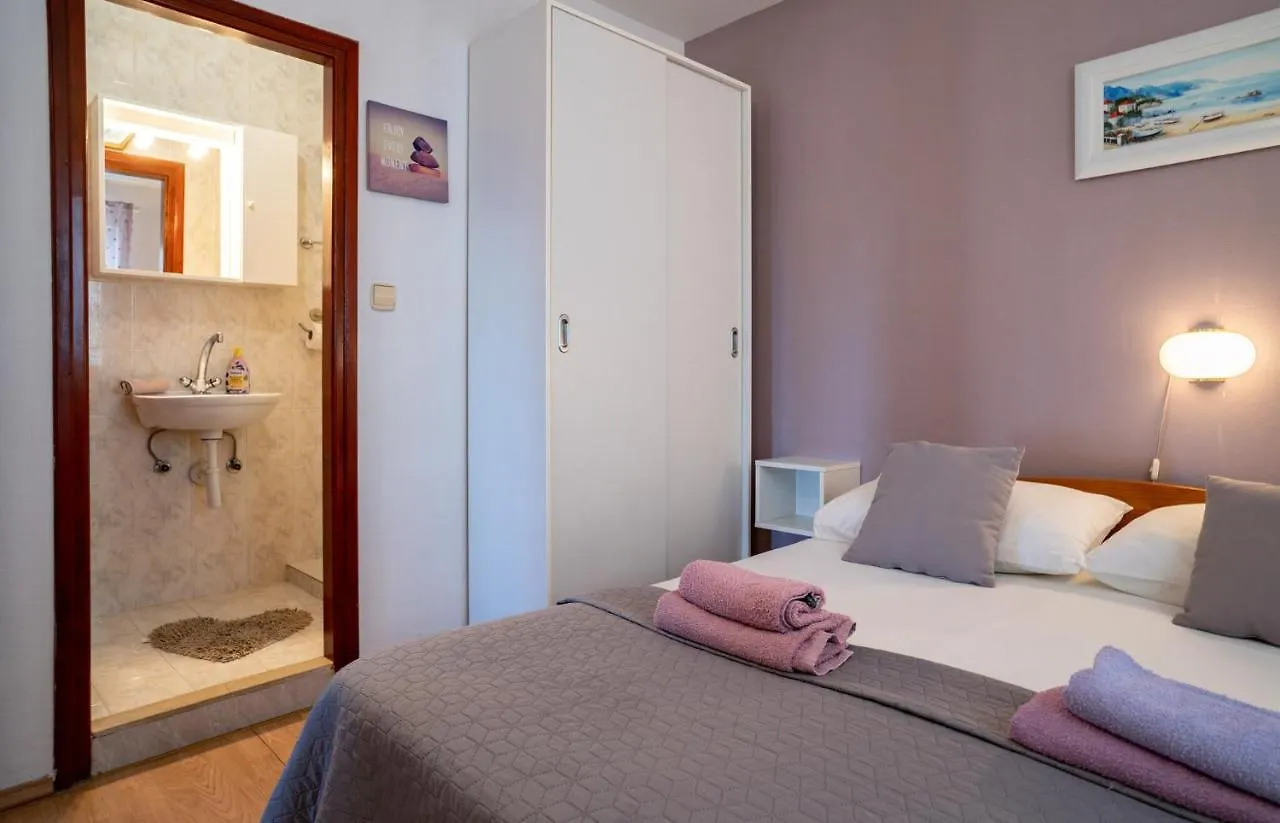 Apartments Nada Banjol