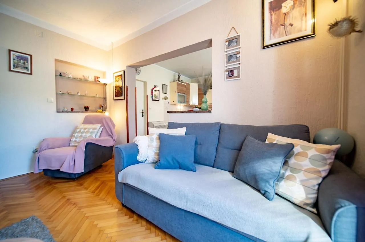 Apartments Nada Banjol